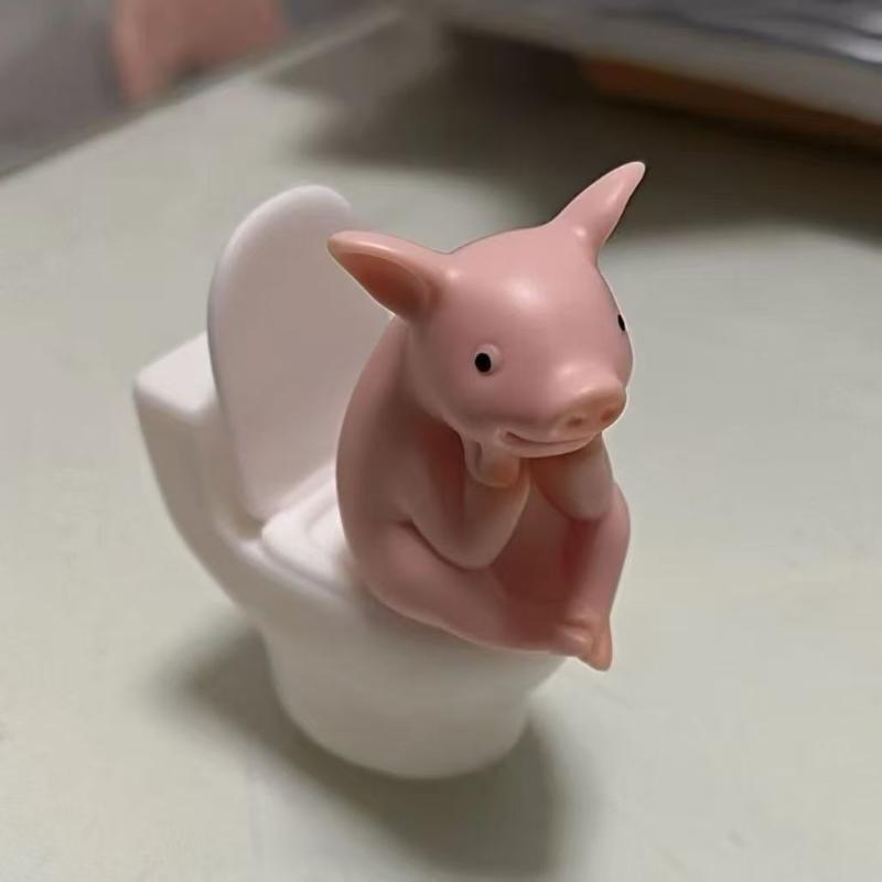 Cute Pig Sitting On Toilet — P - Jet Home Bathroom ulasan dan harga