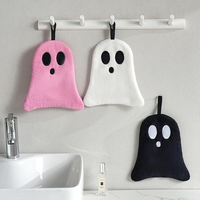 Cute Halloween Hanging Hand To - Home Bathroom Towels ulasan dan harga