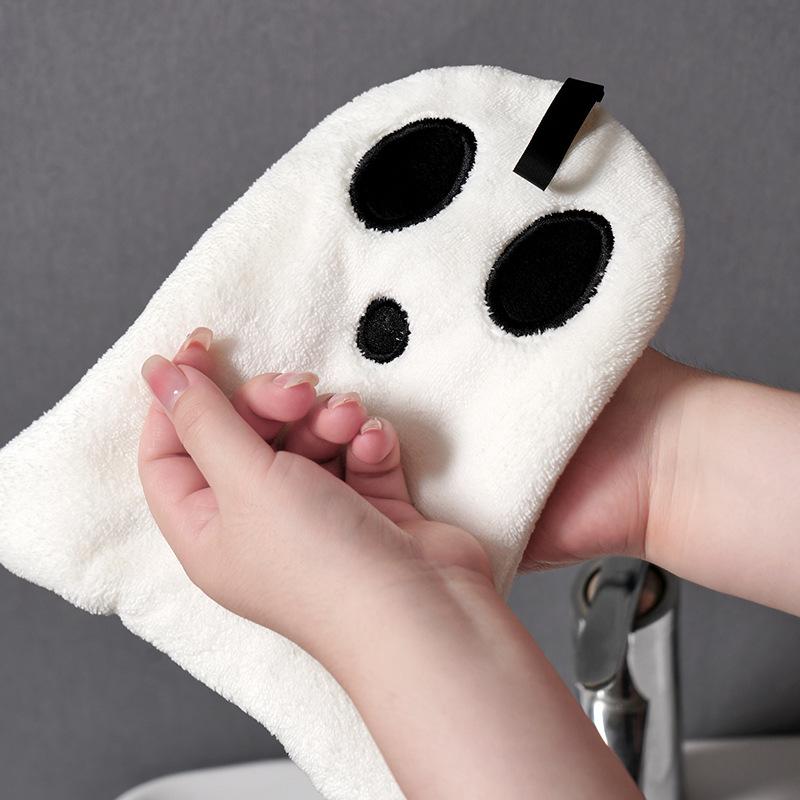 Cute Halloween Hanging Hand To - Home Bathroom Towels ulasan dan harga